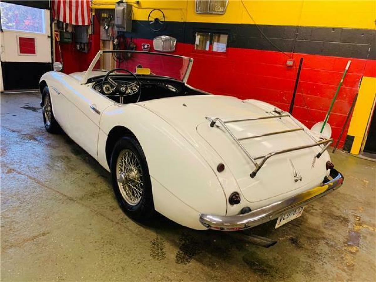 1960 Austin Healey 3000 MK I BN7 Roadster - photo 5