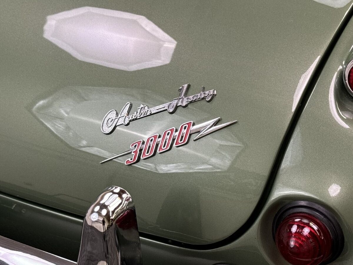 1960 Austin Healey 3000 - photo 11