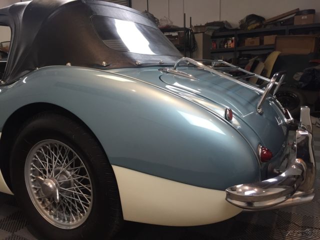 1960 Austin Healey 3000 Roadster - photo 11