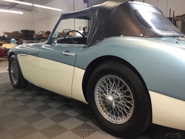 1960 Austin Healey 3000 Roadster - photo 12