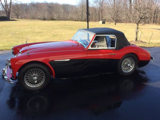 1960 Austin-Healey 3000 MKI - BT7 Four Seater 1960 Austin-Healey 3000 BT7