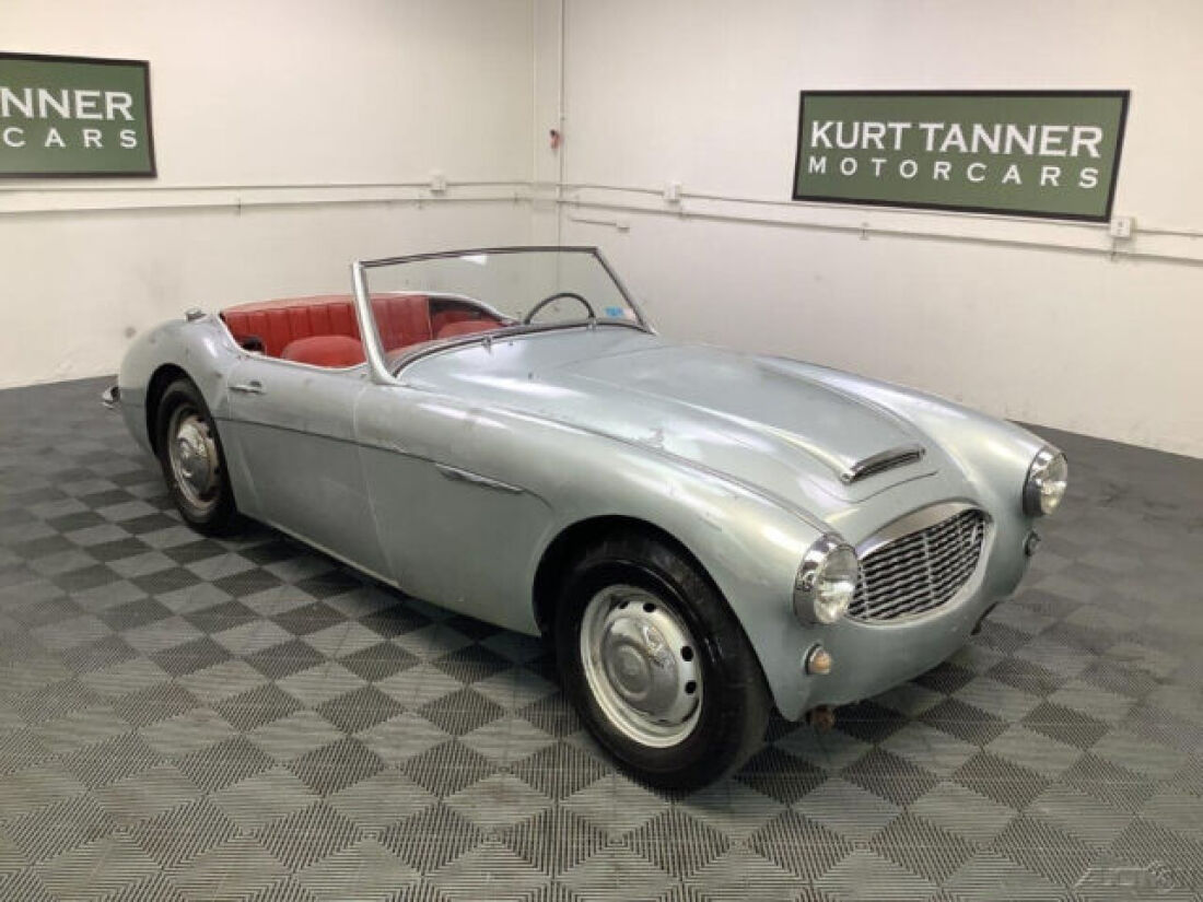 1960 AUSTIN HEALEY 3000 MKI BT7. WELL PRESERVED TWO OWNER CAR WITH 56,551 MILES 1960 Austin Healey 3000 1960 AUSTIN HEALEY 3000 MKI BT7 ROADSTER