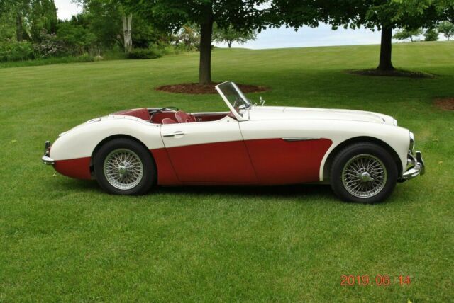 1960 Austin Healey BT-7 - photo 7