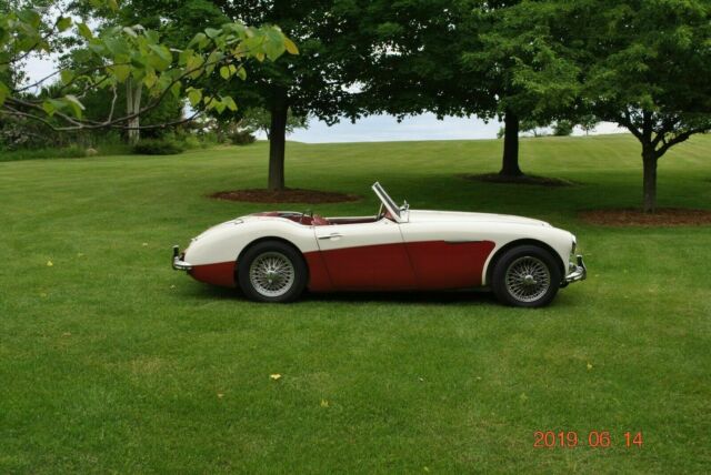 1960 Austin Healey BT-7 - photo 8