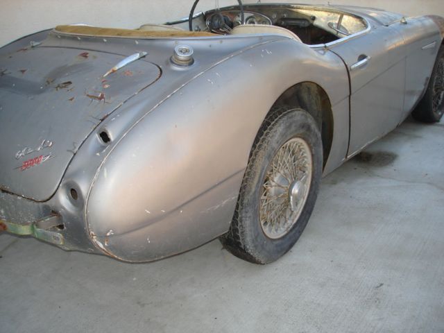 1960 Austin Healey 3000 WHITE - photo 2