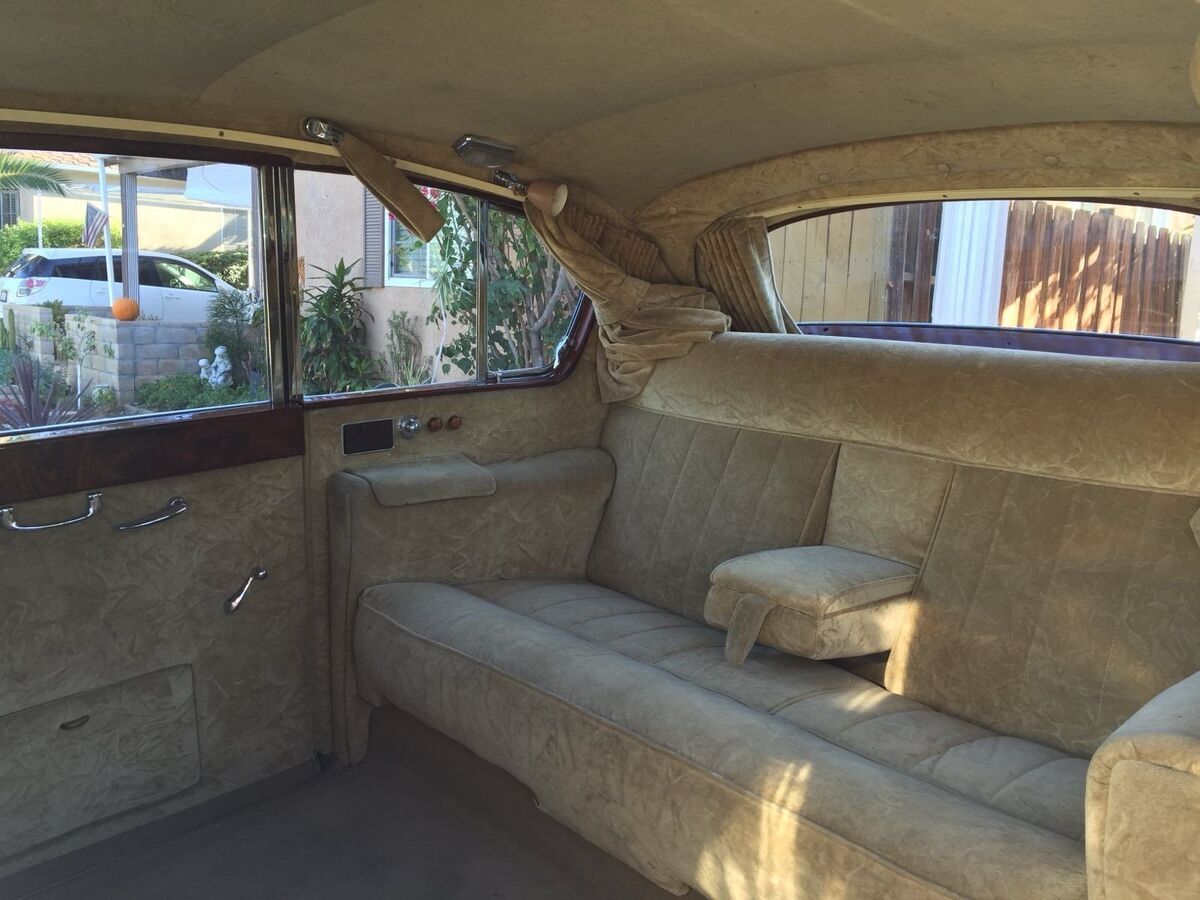 1960 Austin Princess Limo, Right-Hand Drive, Rare All-Aluminum Body, A/T - photo 10
