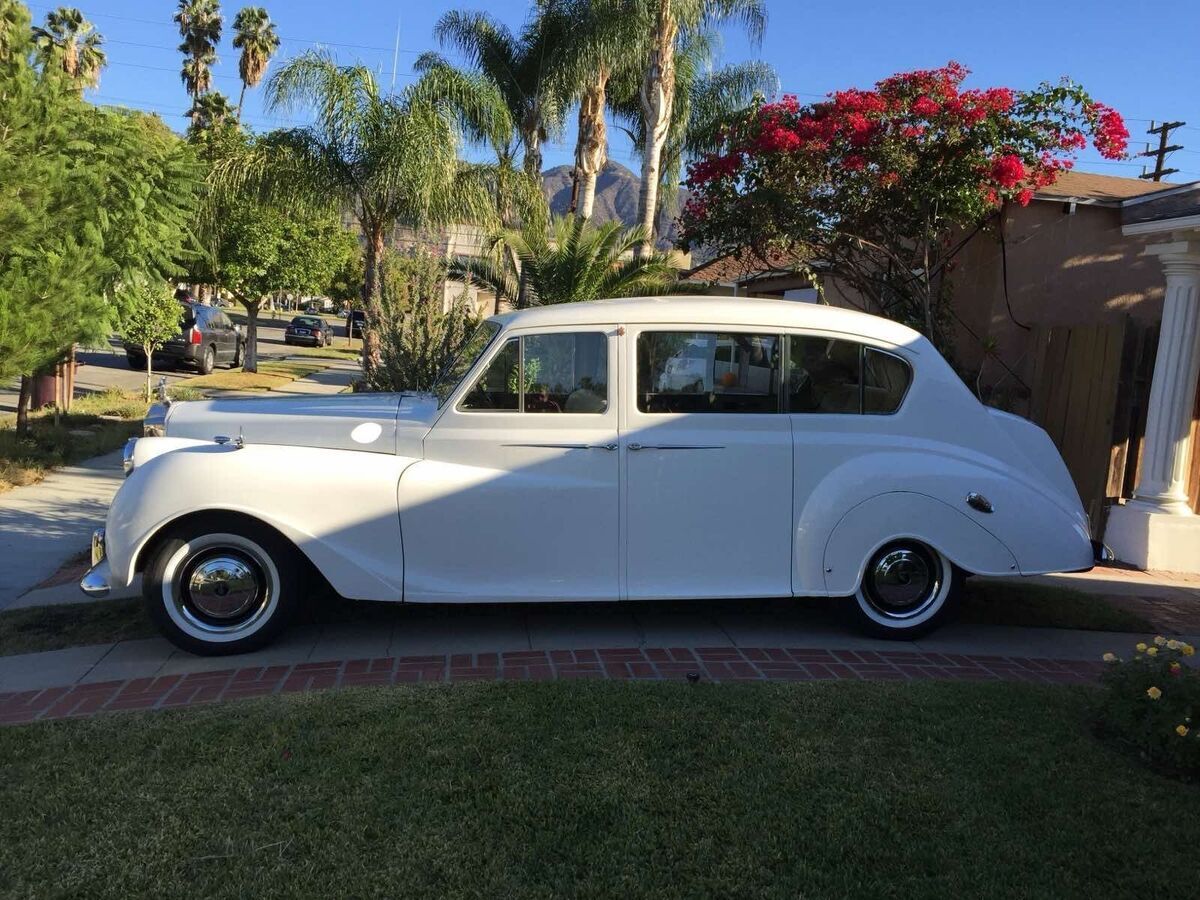 1960 Austin Princess Limo, Right-Hand Drive, Rare All-Aluminum Body, A/T - photo 4