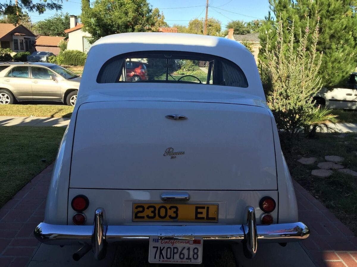 1960 Austin Princess Limo, Right-Hand Drive, Rare All-Aluminum Body, A/T - photo 5