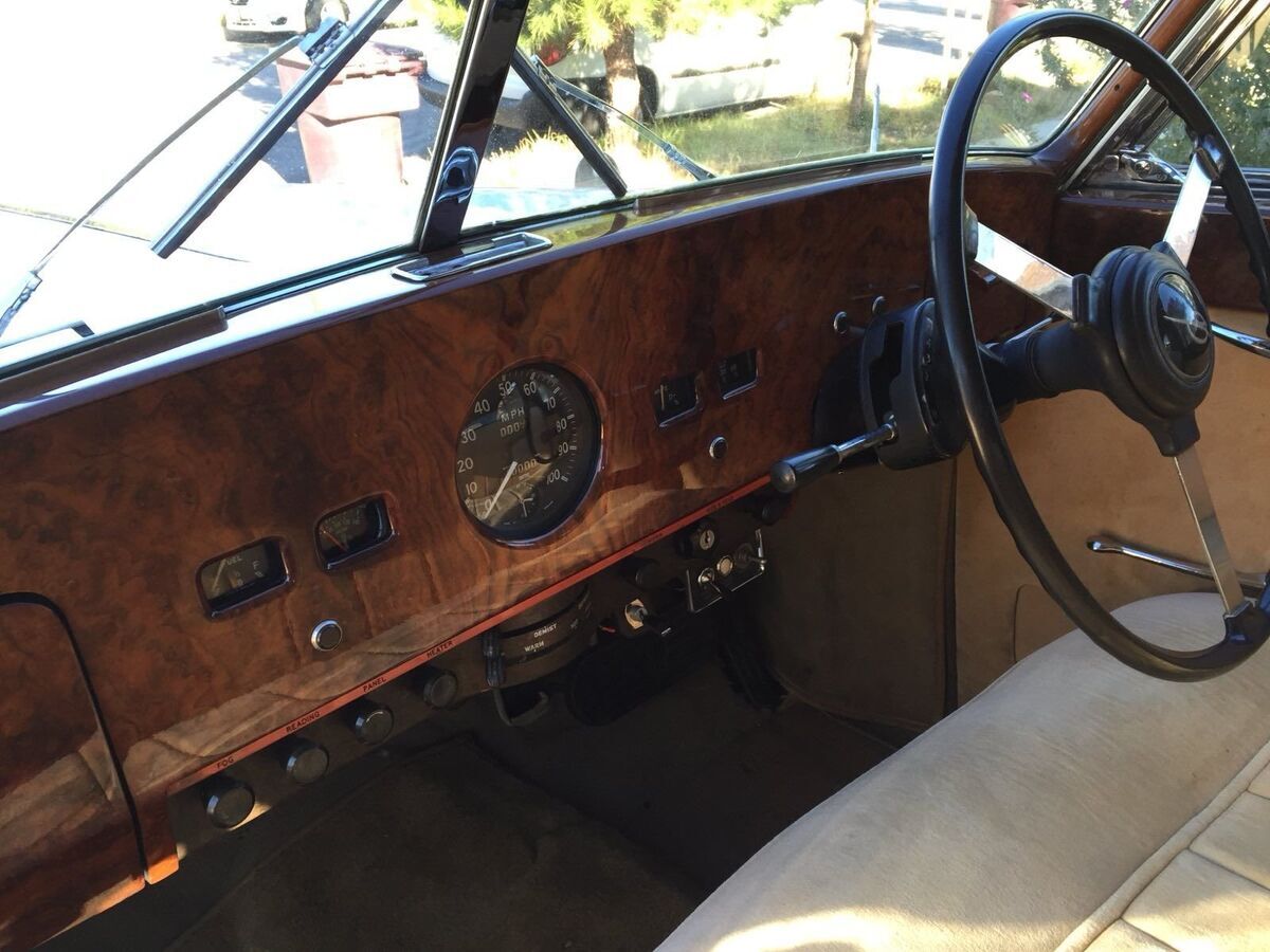 1960 Austin Princess Limo, Right-Hand Drive, Rare All-Aluminum Body, A/T - photo 7