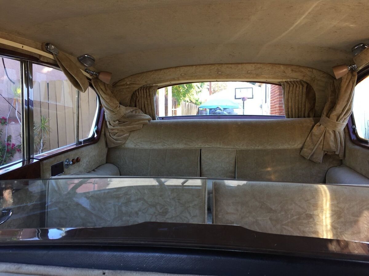 1960 Austin Princess Limo, Right-Hand Drive, Rare All-Aluminum Body, A/T - photo 8