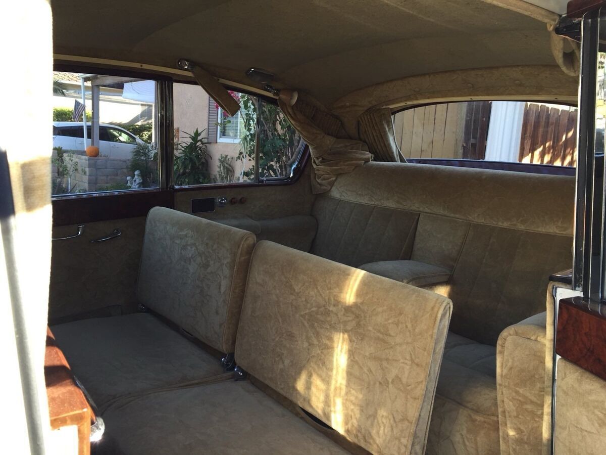 1960 Austin Princess Limo, Right-Hand Drive, Rare All-Aluminum Body, A/T - photo 9