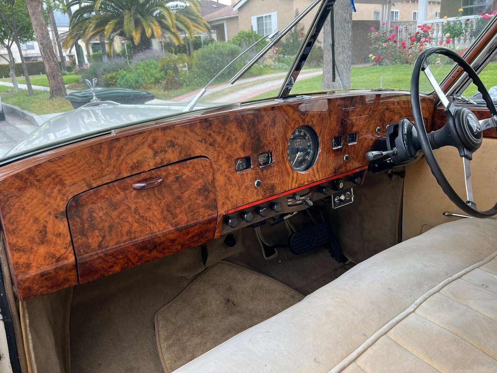 1960 Austin Princess Limo, Right-Hand Drive, Rare All-Aluminum Body, A/T - photo 7