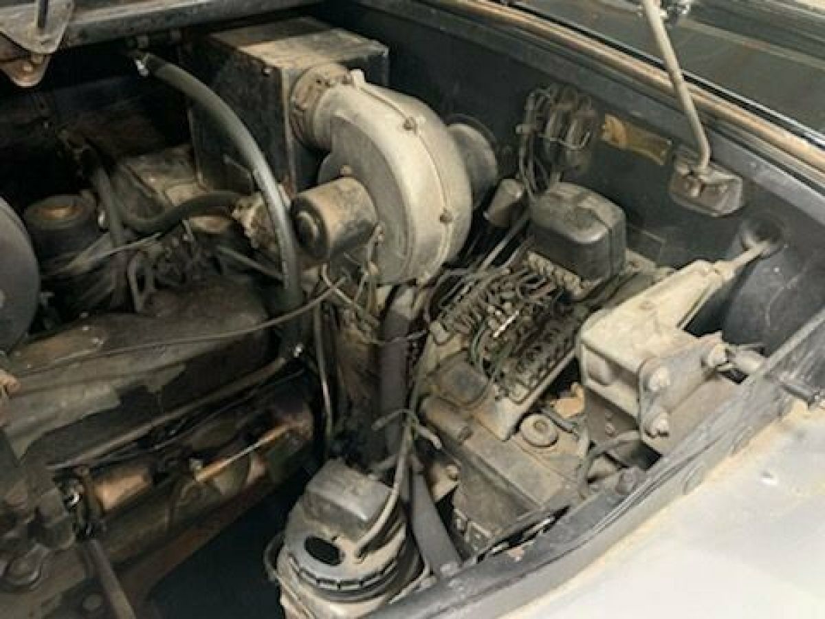 1960 Austin Vanden Plas Clean Title, runs and drives - photo 12