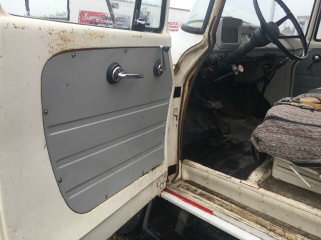 1960 International Harvester B160 - photo 7