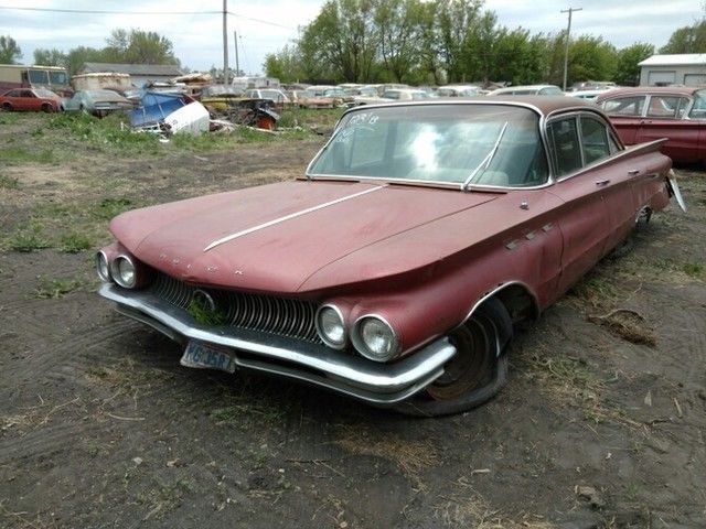 1960 Buick Invicta Sedan, MAKE OFFER 1960 Buick LeSabre Sedan