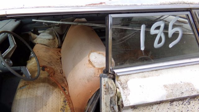 1960 Buick Invicta SEDAN ****NO RESERVE*** - photo 10