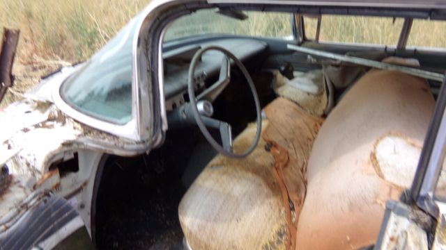 1960 Buick Invicta SEDAN ****NO RESERVE*** - photo 8