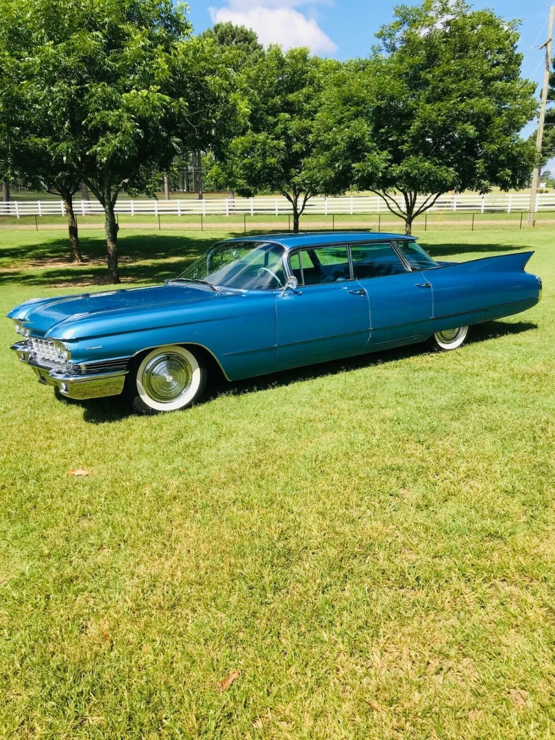 1960 Cadillac 4 Door Hardtop Series 6239 "Flat Top" 1960 Cadillac Series 62