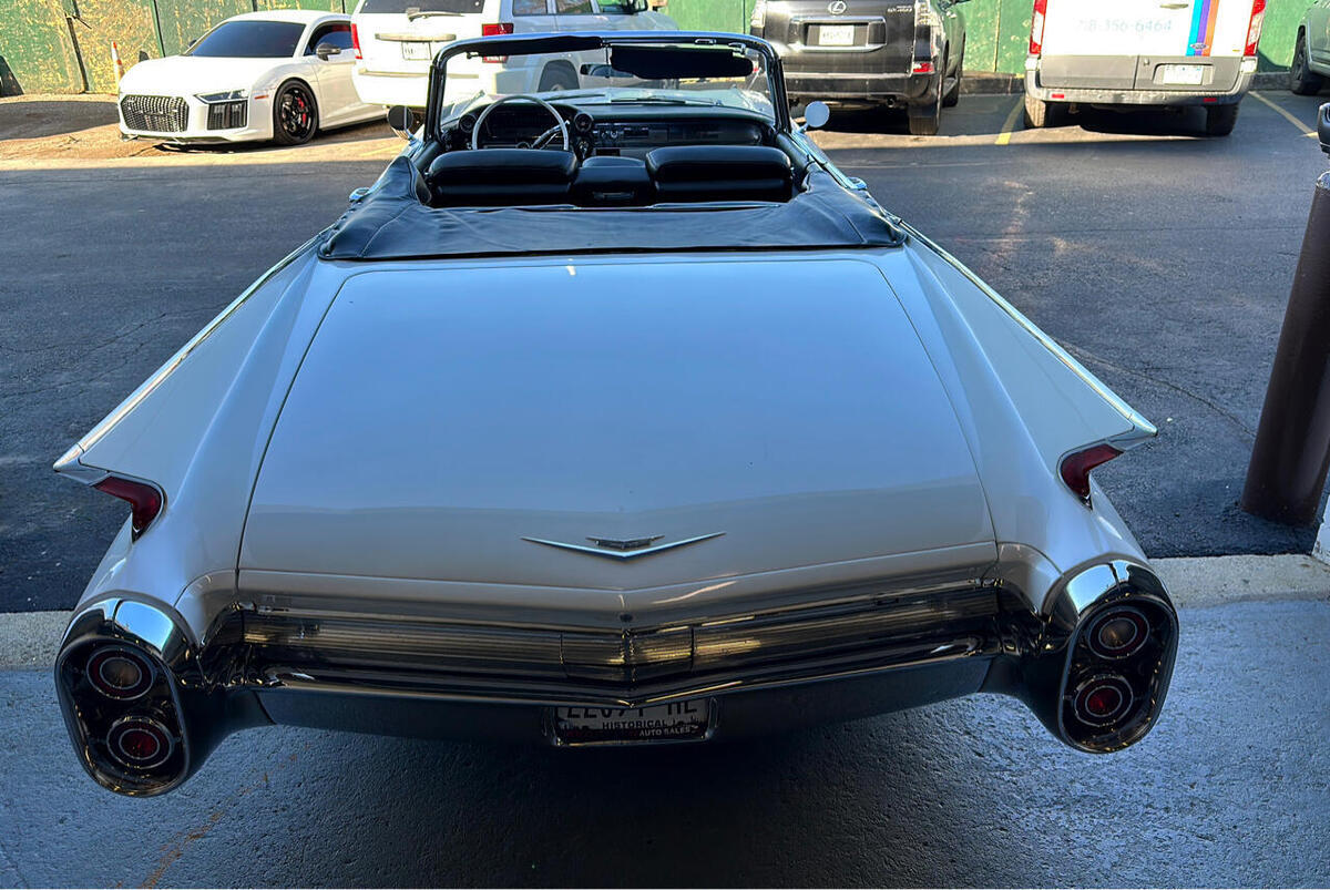 1960 Cadillac 62 62 Series Convertible - photo 11