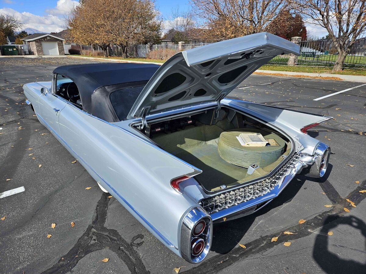 1960 Cadillac 62 Convertible - photo 12