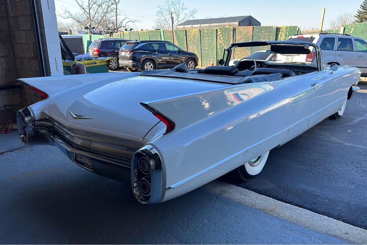 1960 Cadillac 62 Convertible 62 Series Convertible - photo 8