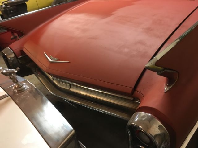 1960 Cadillac COUPE - photo 3