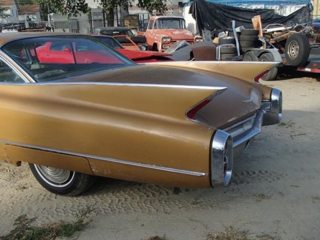 1960 Cadillac DeVille Coupe - photo 13