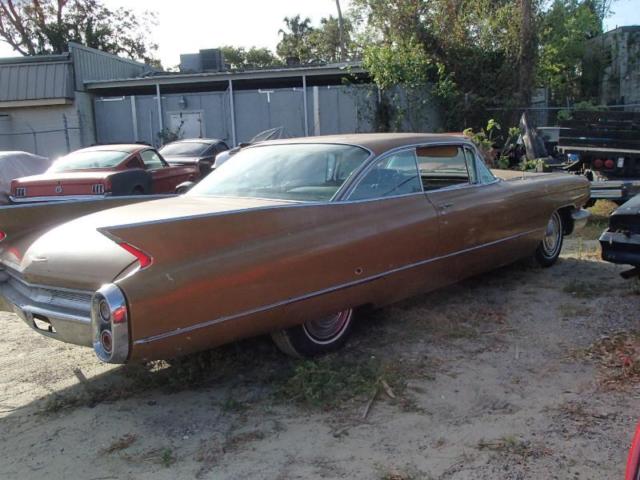 1960 Cadillac DeVille Coupe - photo 4