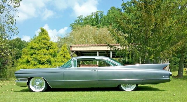 1960 Cadillac DeVille Coupe - photo 3