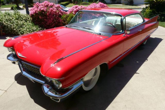 1960 Cadillac DeVille Two Door Hardtop - photo 11