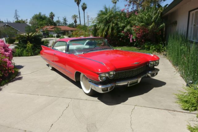 1960 Cadillac DeVille Two Door Hardtop - photo 2