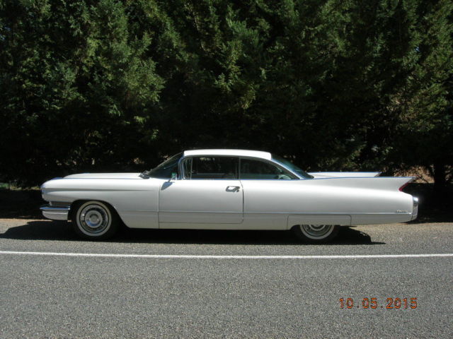 1960 Cadillac Coupe Deville, 2-Dr Coupe 1960 Cadillac DeVille 40