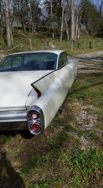 1960 Cadillac DeVille - photo 2