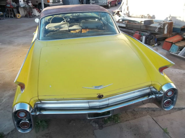 1960 CADILLAC COUPE DEVILLE BUBBLE TOP ARIZONA CAR GARAGE FIND ENG/TRANNY RUNS 1960 Cadillac DeVille COUPE DEVILLE BUBBLE TOP GARAGE FIND LOW RESERVE