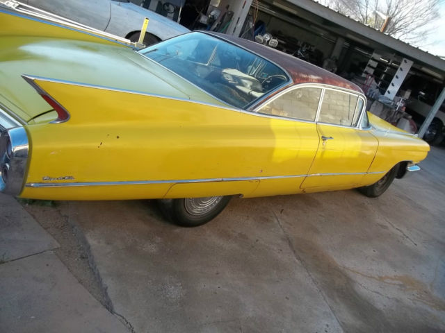 1960 Cadillac DeVille COUPE DEVILLE BUBBLE TOP GARAGE FIND LOW RESERVE - photo 7