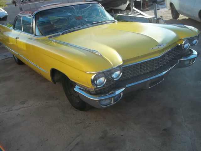 1960 Cadillac DeVille COUPE DEVILLE BUBBLE TOP GARAGE FIND LOW RESERVE - photo 8