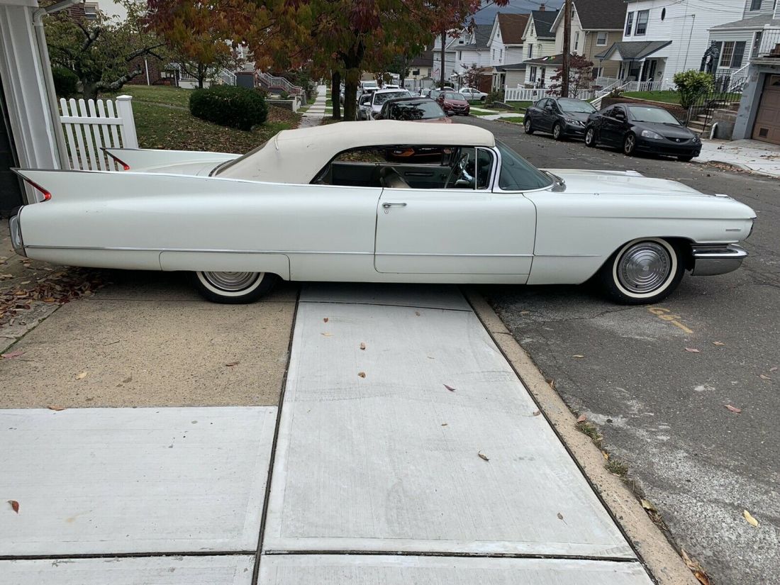 1960 Cadillac DeVille Convertible - photo 2