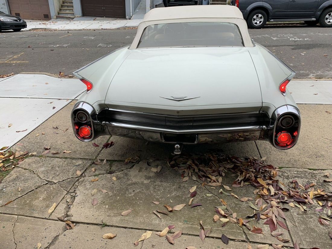 1960 Cadillac DeVille Convertible - photo 3