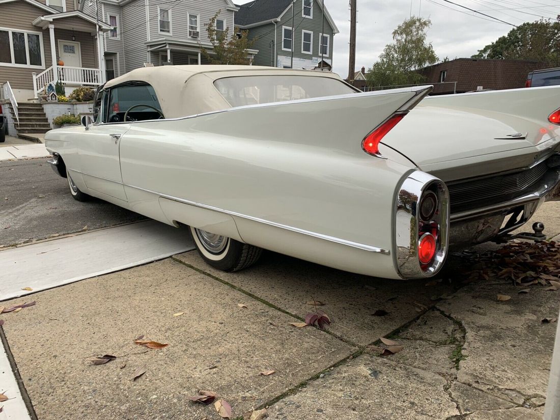 1960 Cadillac DeVille Convertible - photo 4