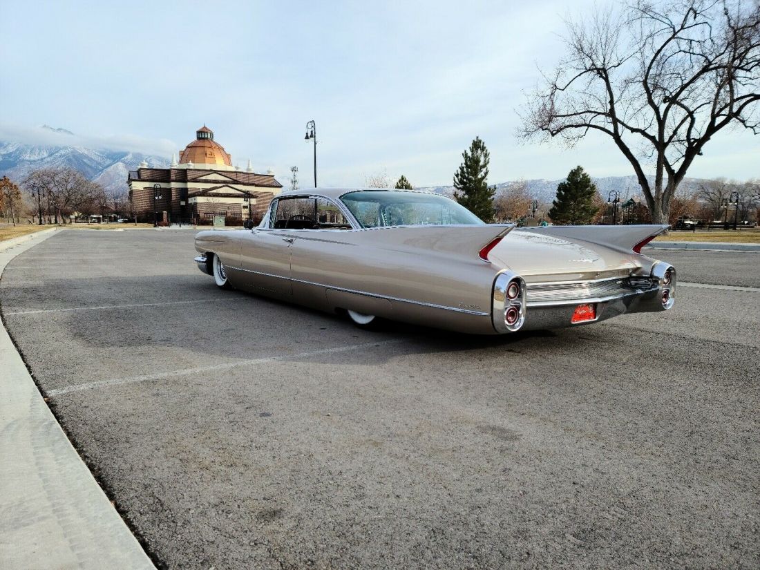 1960 Cadillac DeVille Coupe - photo 7