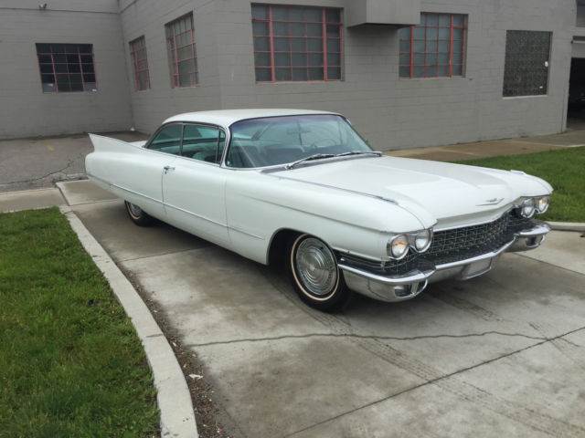 1960 Cadillac DeVille NICE DRIVER QUALITY STRAIGHT BODY RUST FREE UNDERCARRIAGE 1960 Cadillac DeVille