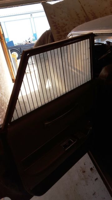 1960 Cadillac DeVille 4 door sedan - photo 3