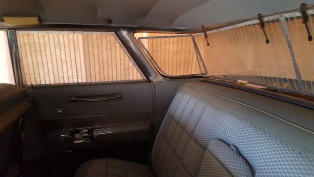 1960 Cadillac DeVille 4 door sedan - photo 5