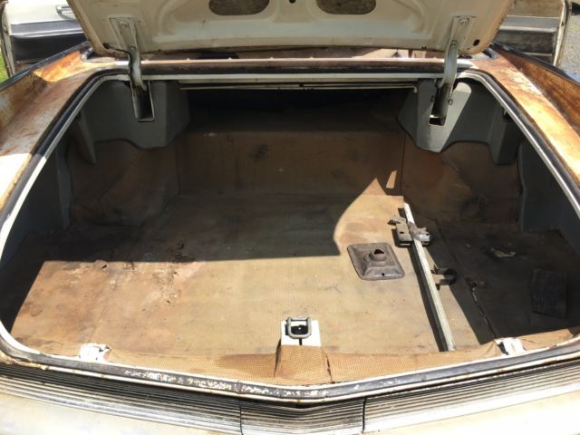 1960 Cadillac DeVille Series 62 - photo 11