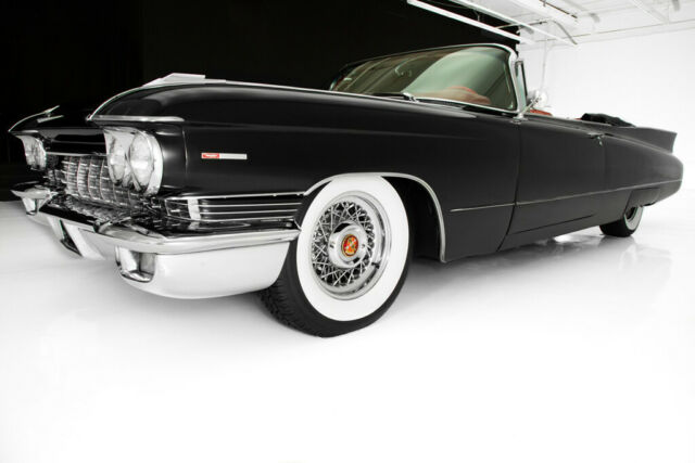 1960 Cadillac Series 62 Convertible Black Red Great Fins - photo 11
