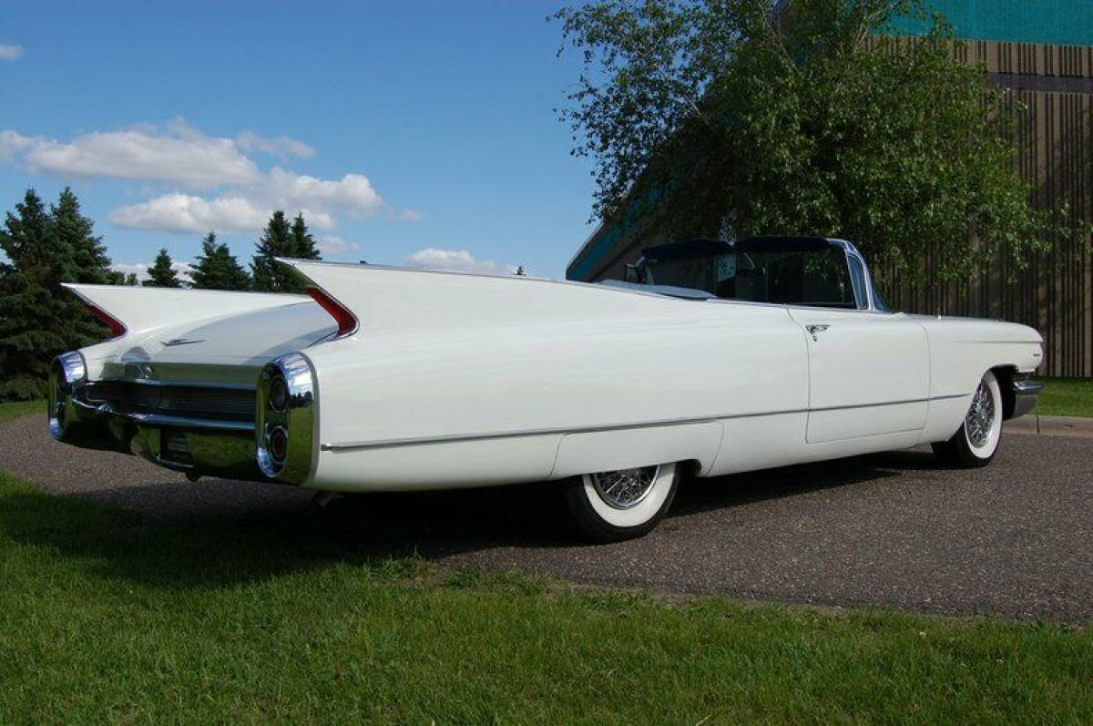 1960 Cadillac Series 62 Convertible - photo 8