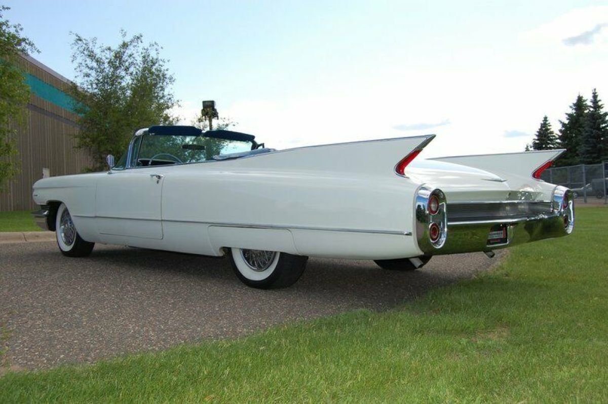 1960 Cadillac Series 62 Convertible - photo 9