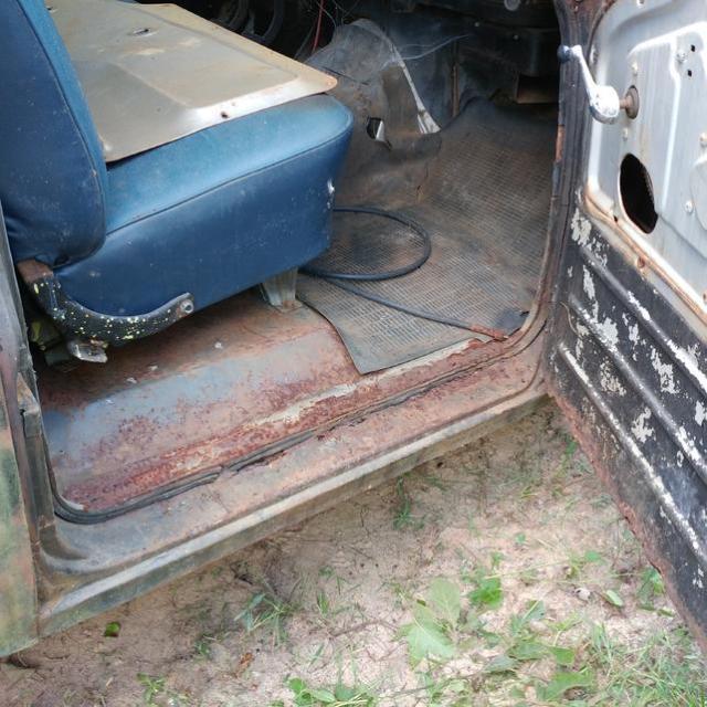 1960 Chevrolet C-10 Deluxe - photo 9