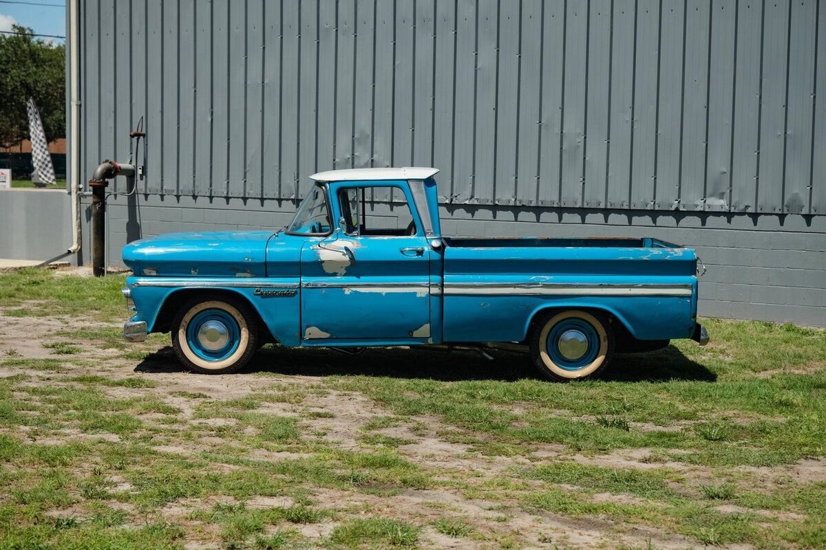 1960 Chevrolet Apache - photo 2
