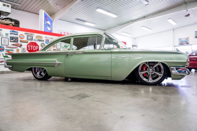 1960 Chevrolet Bel Air/150/210 348 Tri-Power - photo 10